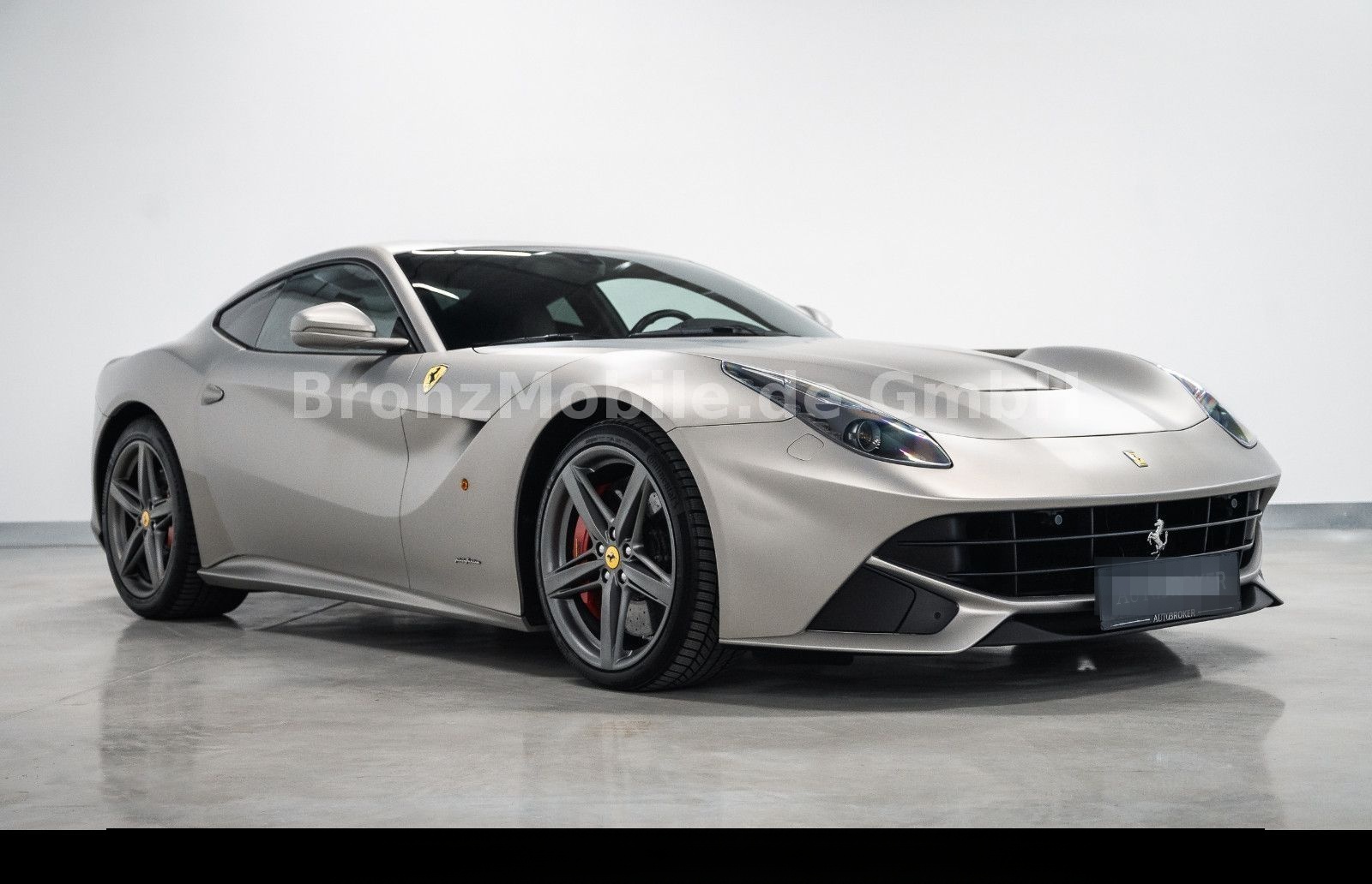 Ferrari F12 berlinetta LIFT Sonderfarbe 12M FerrariPower foto 3