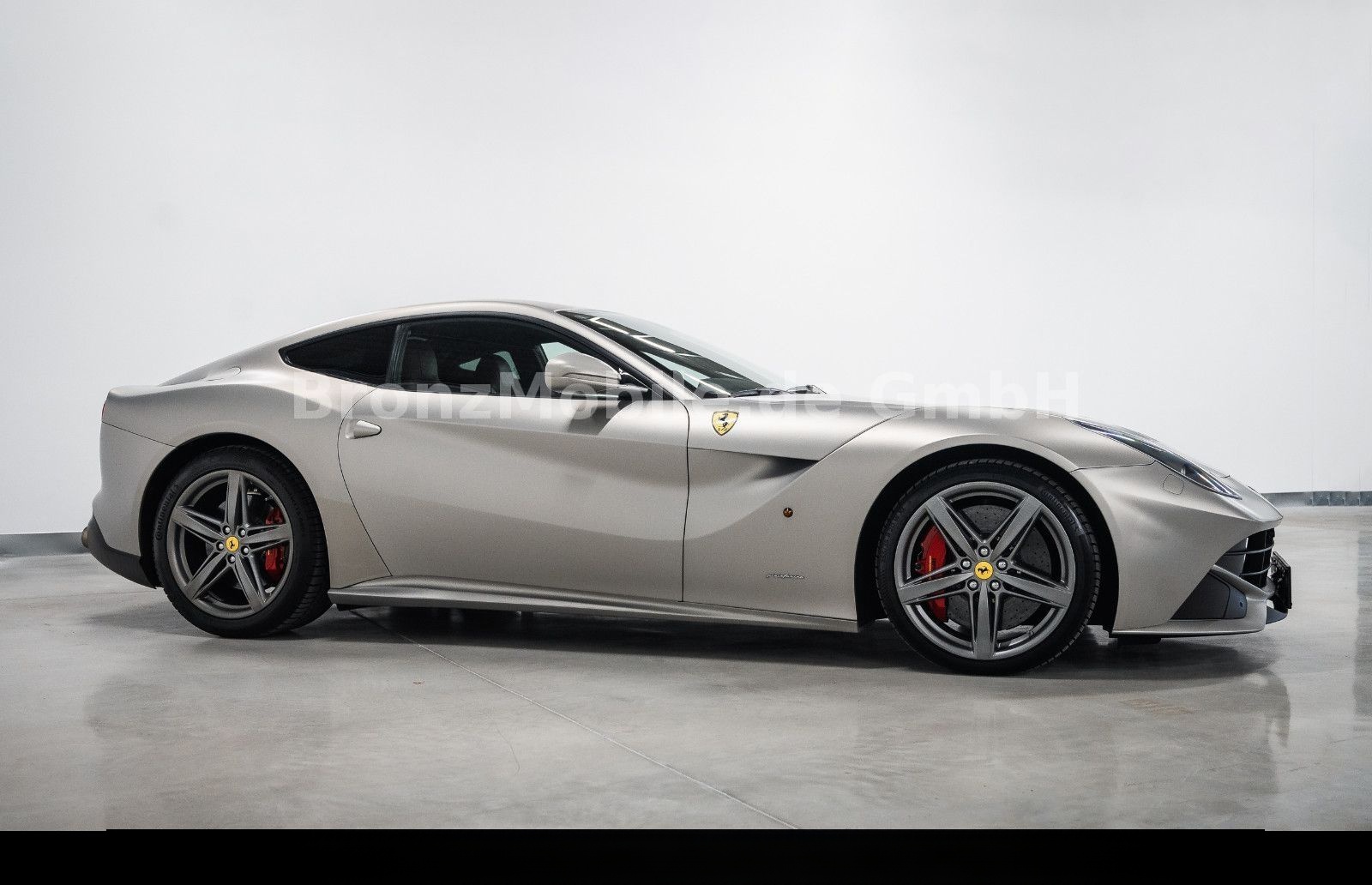 Ferrari F12 berlinetta LIFT Sonderfarbe 12M FerrariPower foto 4