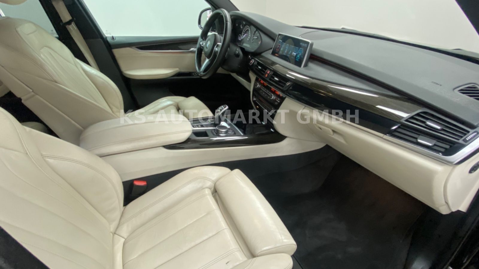 BMW X5 xDrive 40d M Sport*Navi*R Kam*Headup*7 SITZE* foto 13