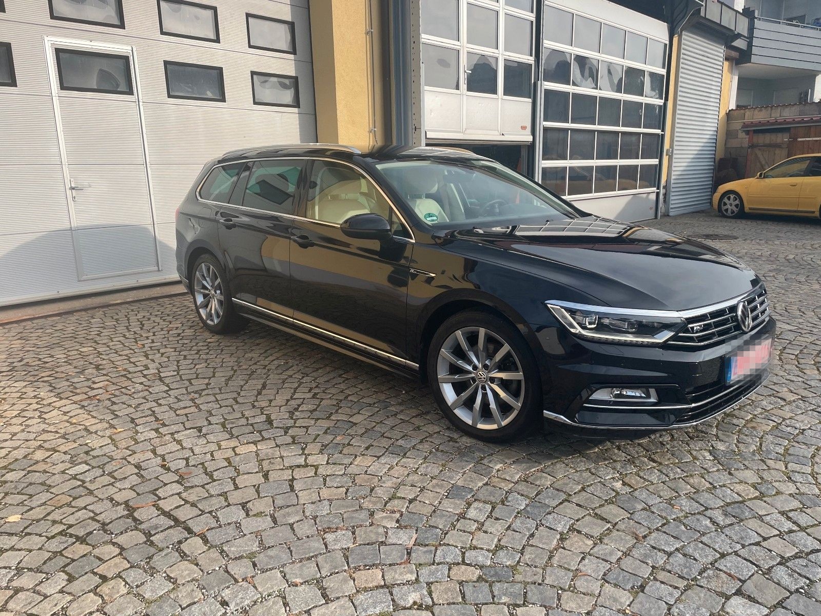 Volkswagen Passat Variant Highline BMT/S&S R-Line NAVI ACC foto 3