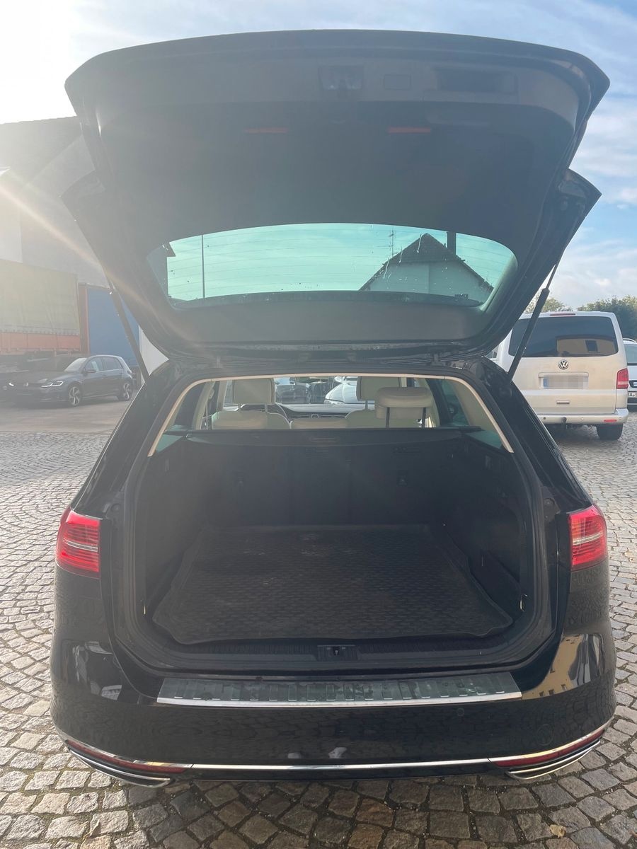 Volkswagen Passat Variant Highline BMT/S&S R-Line NAVI ACC foto 10