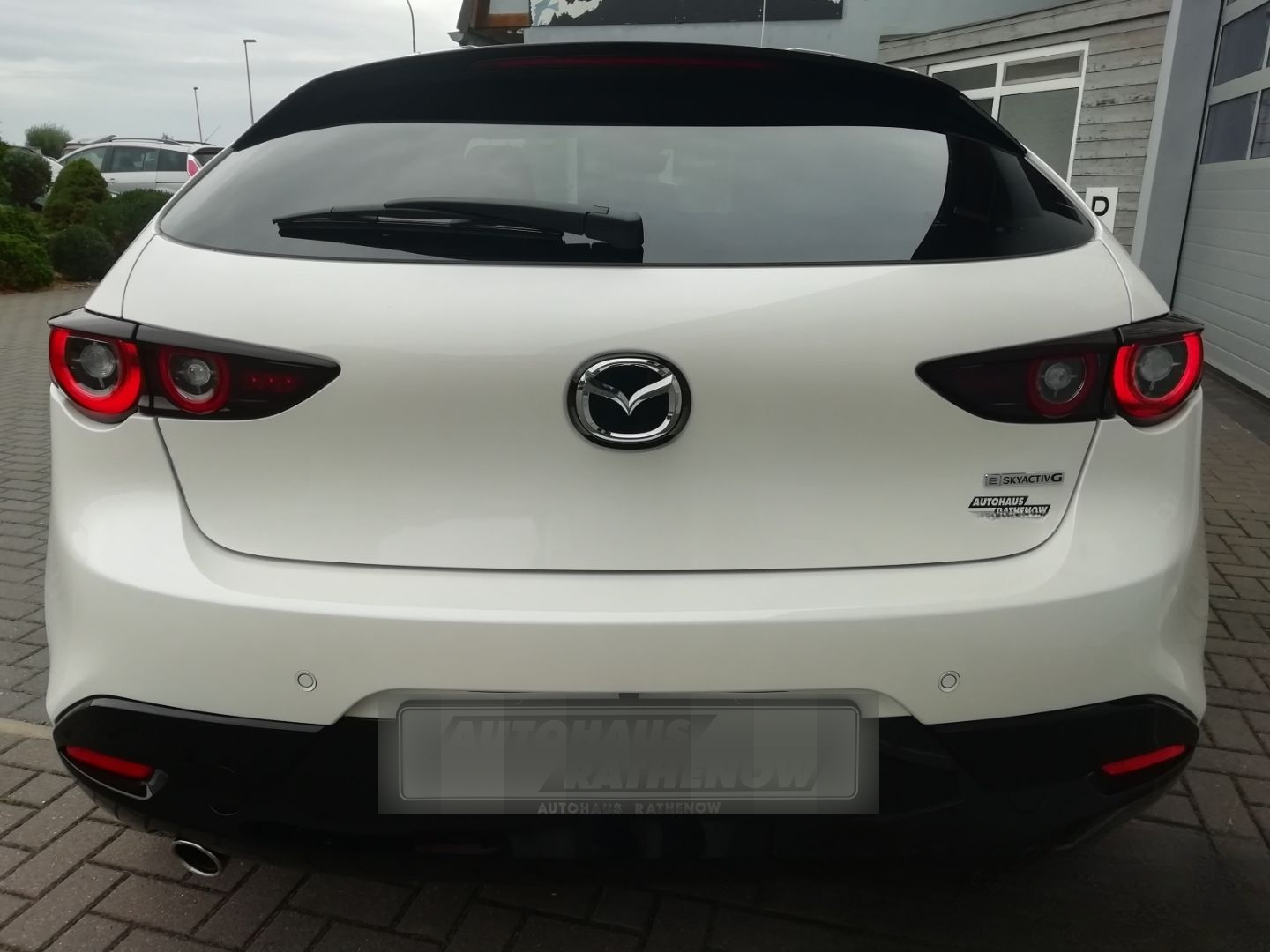 Mazda 3 Homura Black & White Edition SKYACTIV-G 2.0 M- foto 5