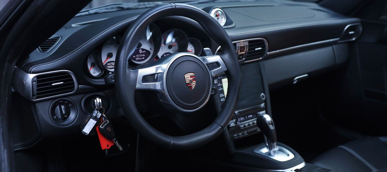 Porsche 997 Turbo S Coupé, PCCB, BOSE, Sport Chrono, CC foto 11