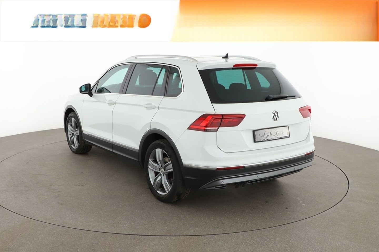Volkswagen Tiguan 2.0 TDI Highline 4Motion BMT Aut.*NAVI* foto 4