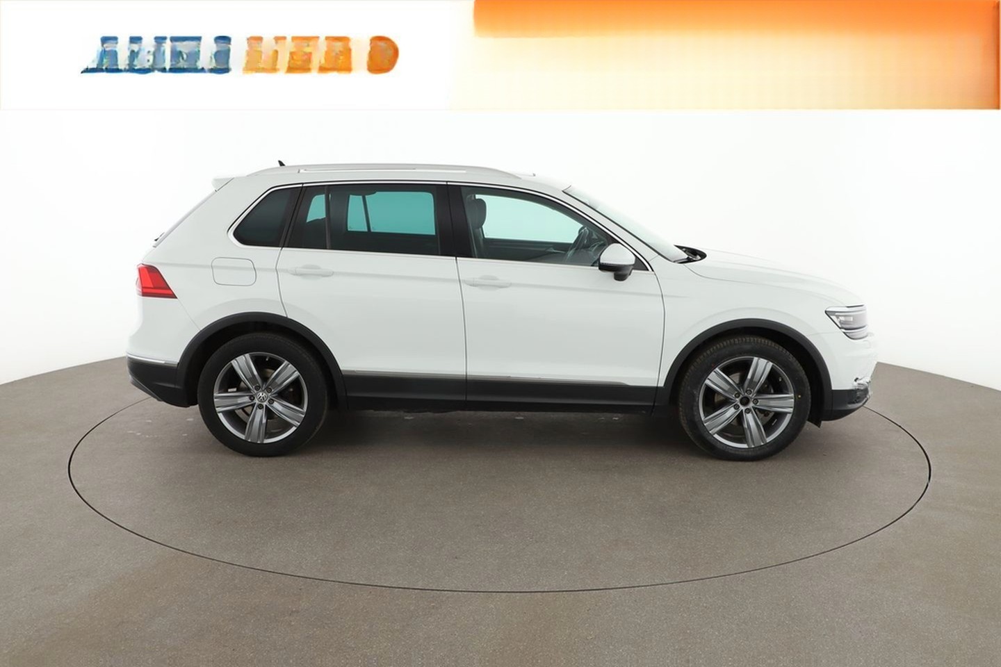 Volkswagen Tiguan 2.0 TDI Highline 4Motion BMT Aut.*NAVI* foto 7
