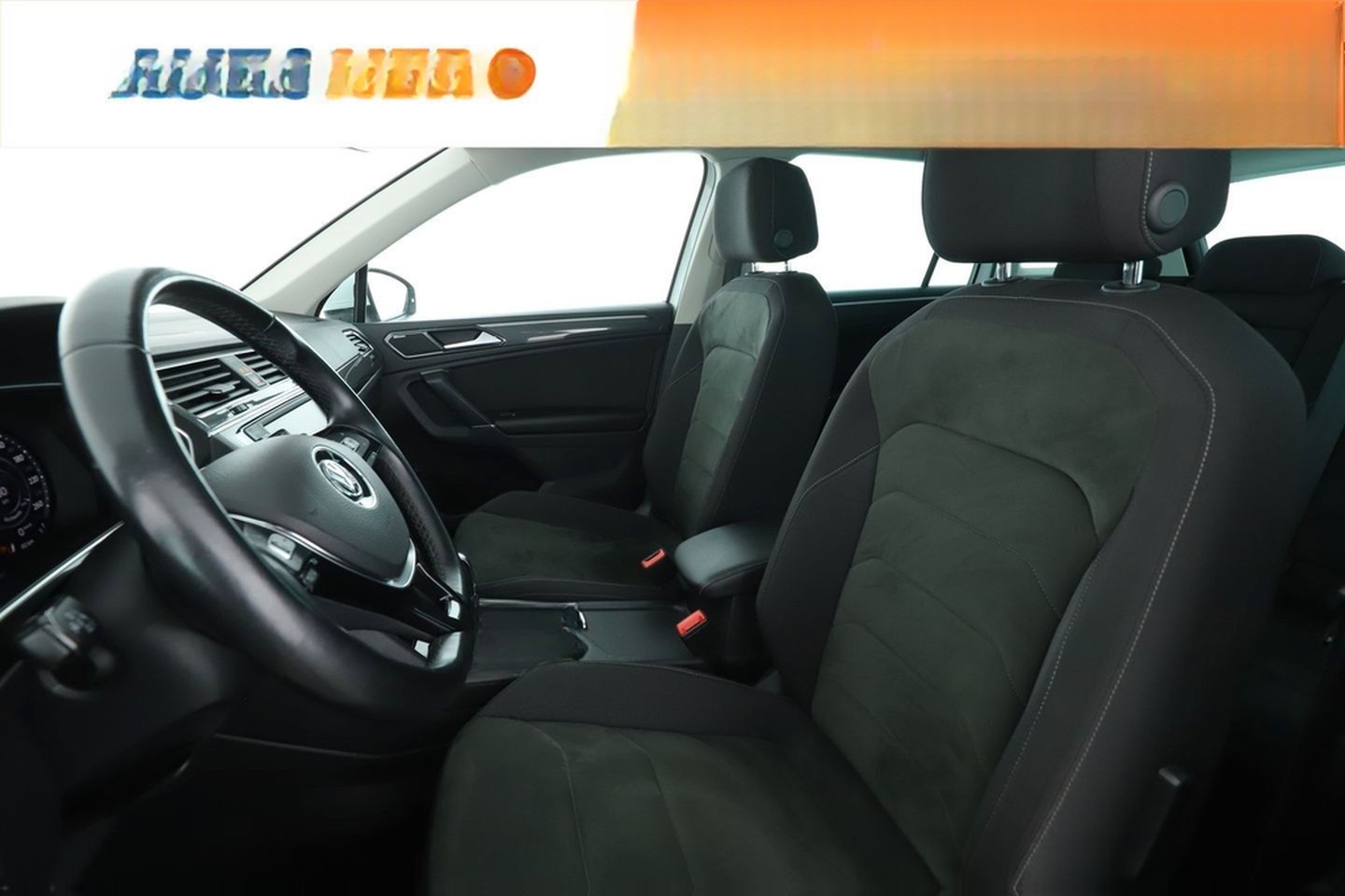 Volkswagen Tiguan 2.0 TDI Highline 4Motion BMT Aut.*NAVI* foto 10
