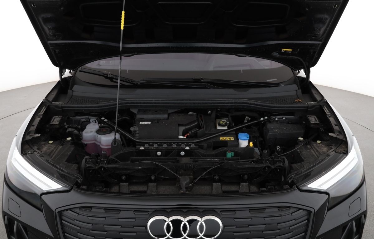 Audi Q4 e-tron 40 S line AHK | PANO | foto 15