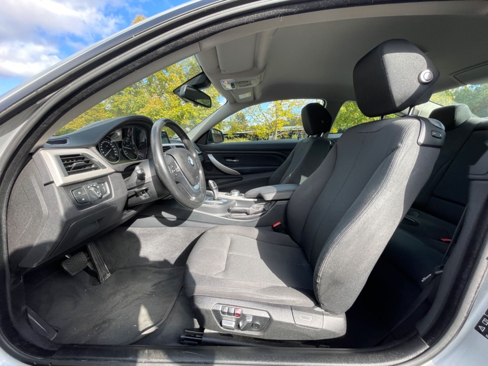 BMW 430 d Coupe xDrive Advantage foto 12
