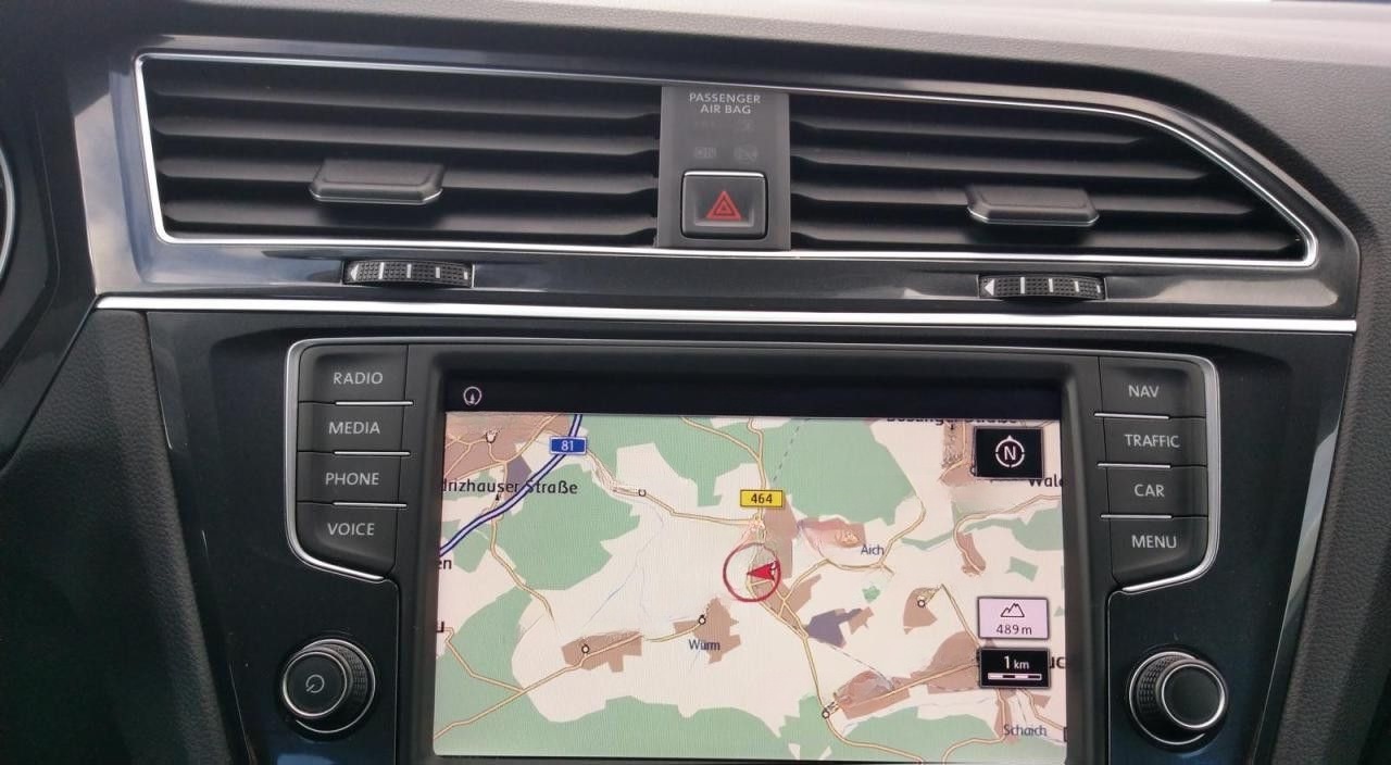 Volkswagen Tiguan Trendline 1,4 TSI Navi AHK PDC foto 7