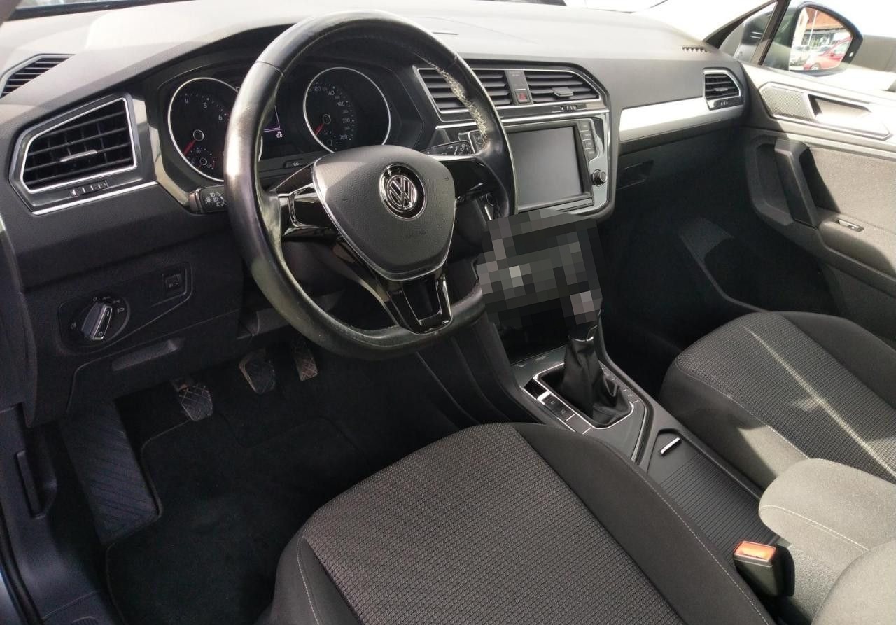 Volkswagen Tiguan Trendline 1,4 TSI Navi AHK PDC foto 9
