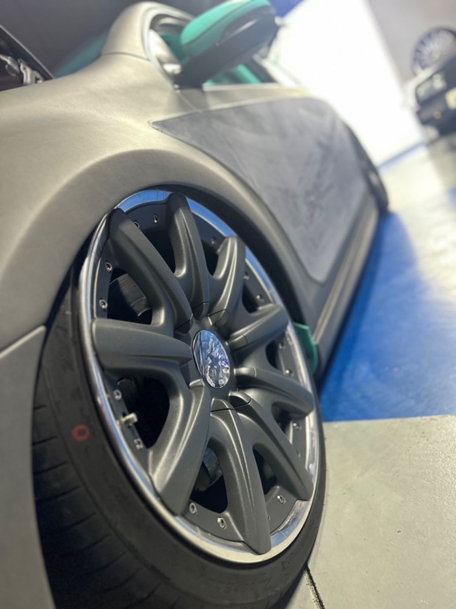Volkswagen Golf VI R 4Motion*SHOW CAR*Airride*LEDER * foto 13