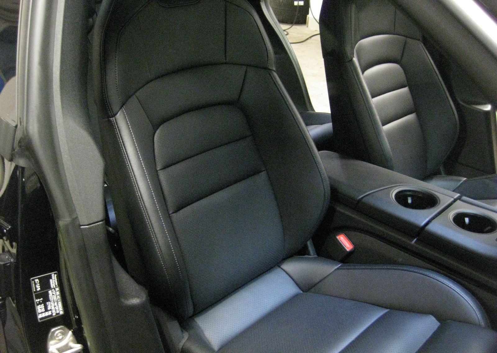 Porsche Taycan schw/schw,,per.batt,20",kamera foto 13