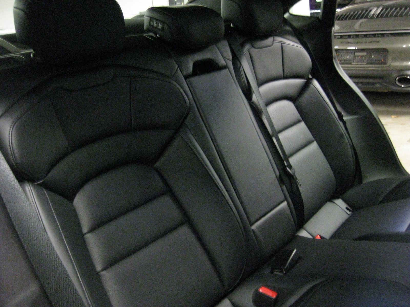 Porsche Taycan schw/schw,,per.batt,20",kamera foto 15