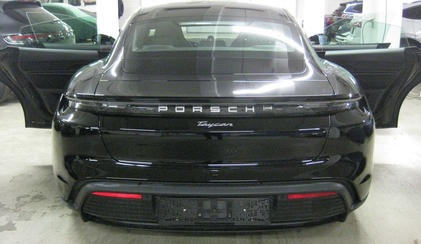 Porsche Taycan schw/schw,,per.batt,20",kamera foto 4