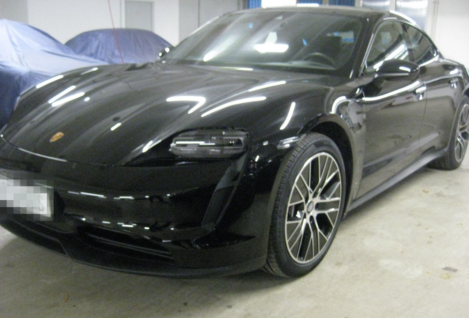 Porsche Taycan schw/schw,,per.batt,20",kamera foto 6