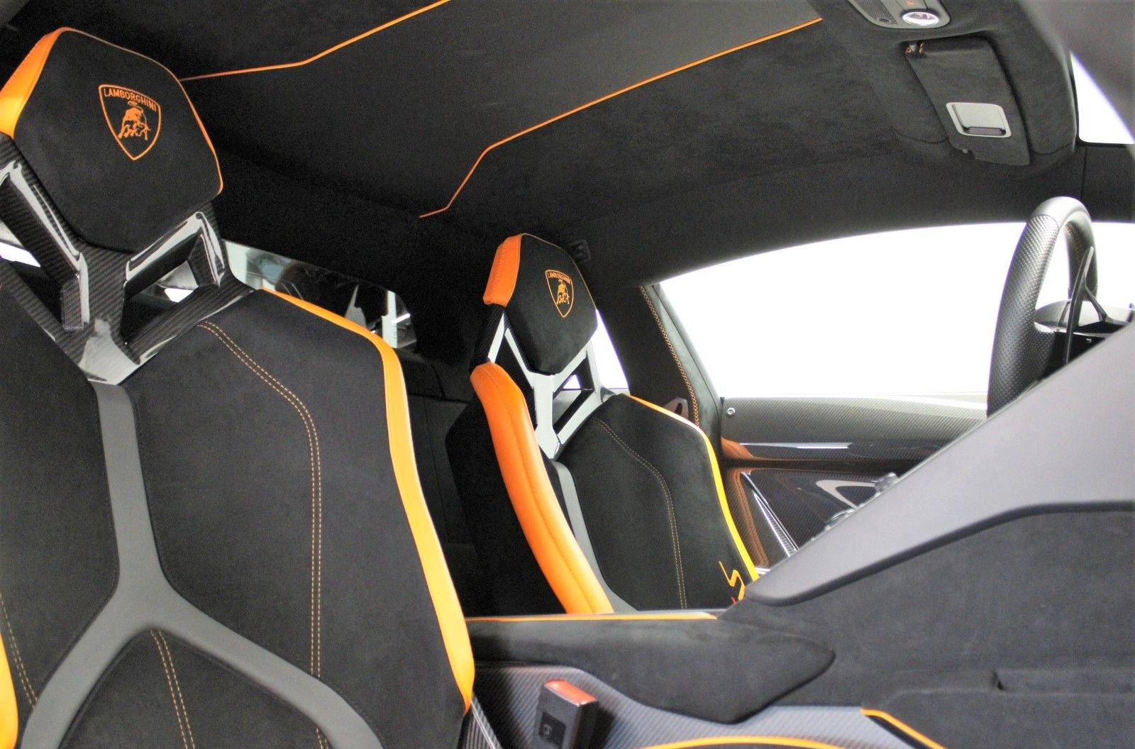 Lamborghini Aventador SVJ foto 8