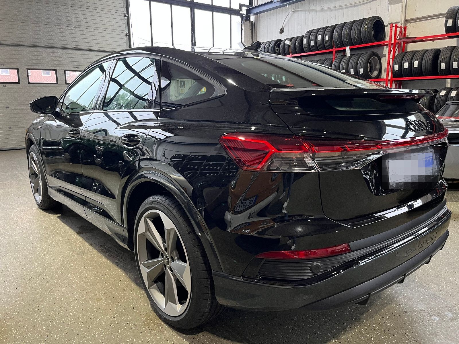 Audi Q4 e-tron foto 3