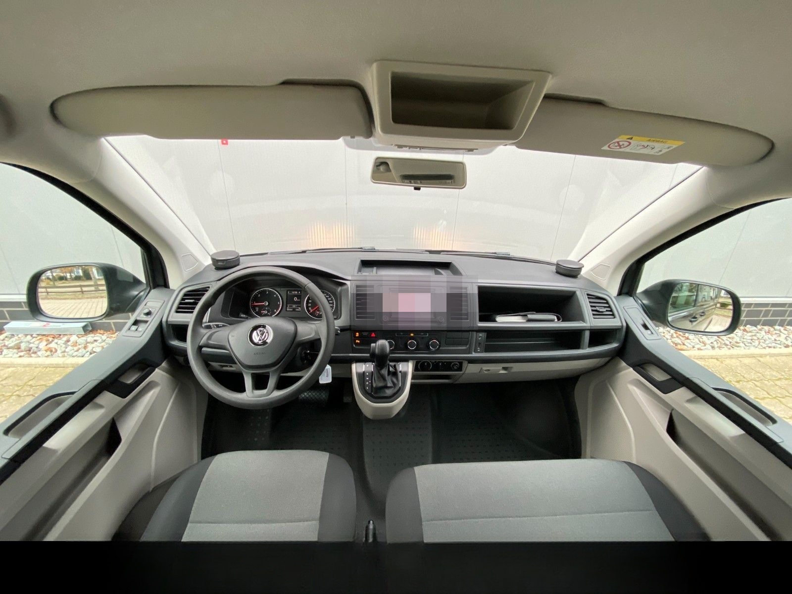 Volkswagen T6 Kombi lang DSG Rollstuhl Rampe AHK Klima Navi foto 13