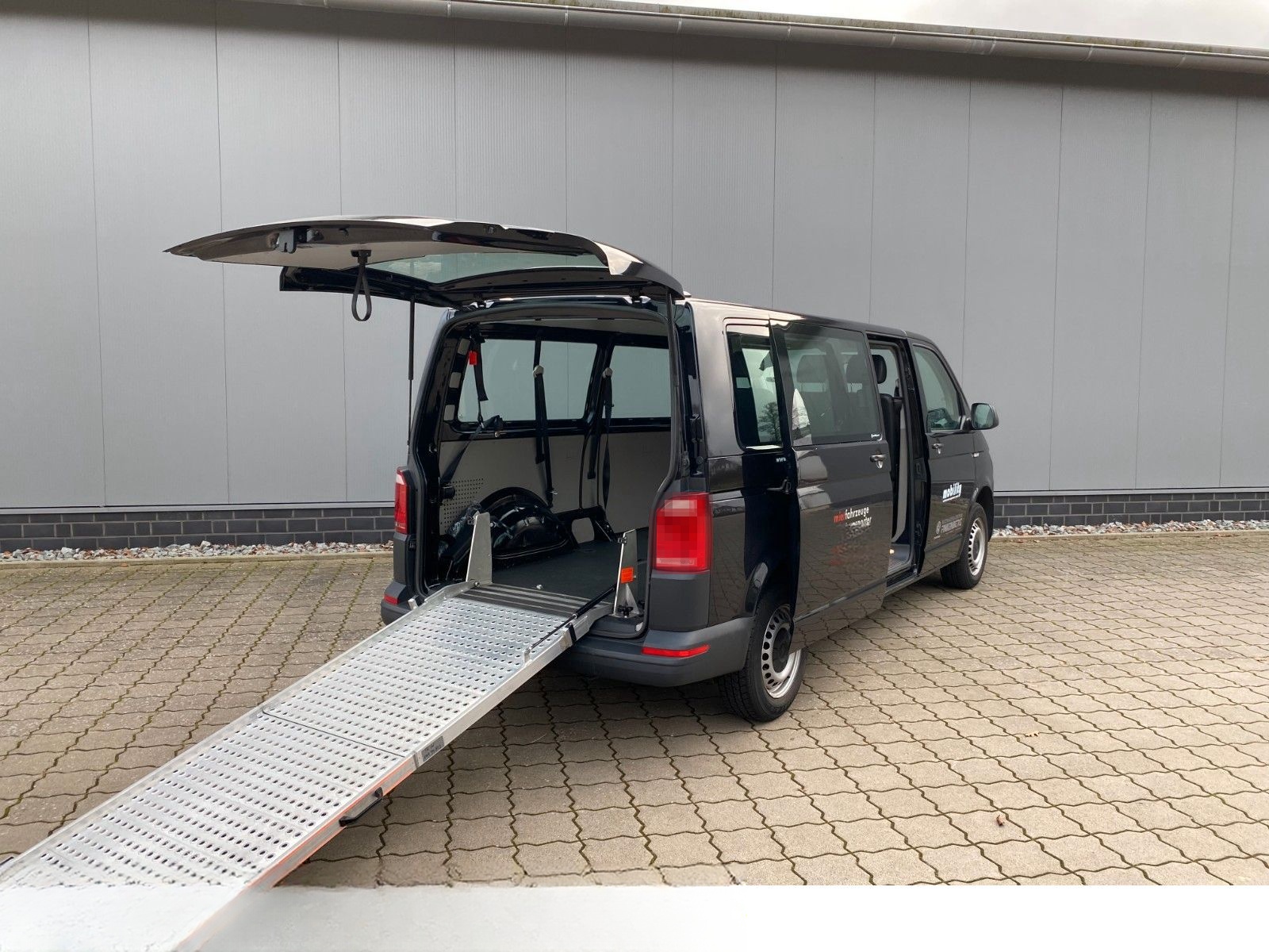 Volkswagen T6 Kombi lang DSG Rollstuhl Rampe AHK Klima Navi foto 19