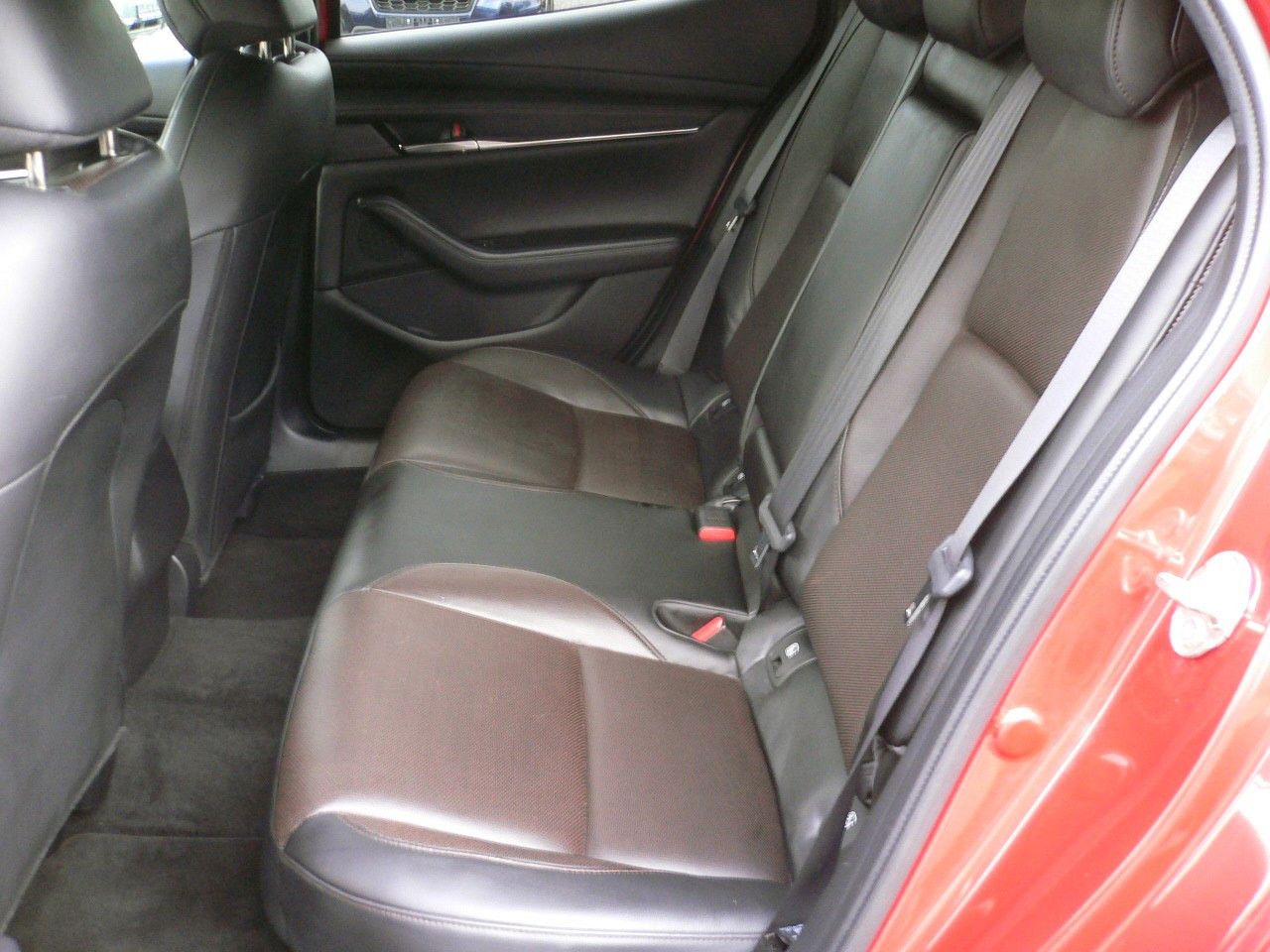 Mazda 3 SKYACTIV-G 2.0 M-Hybrid Selection foto 12