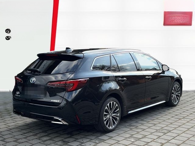 Toyota Corolla Touring Sports 1.8 Hybrid TEAM D +Techni foto 3