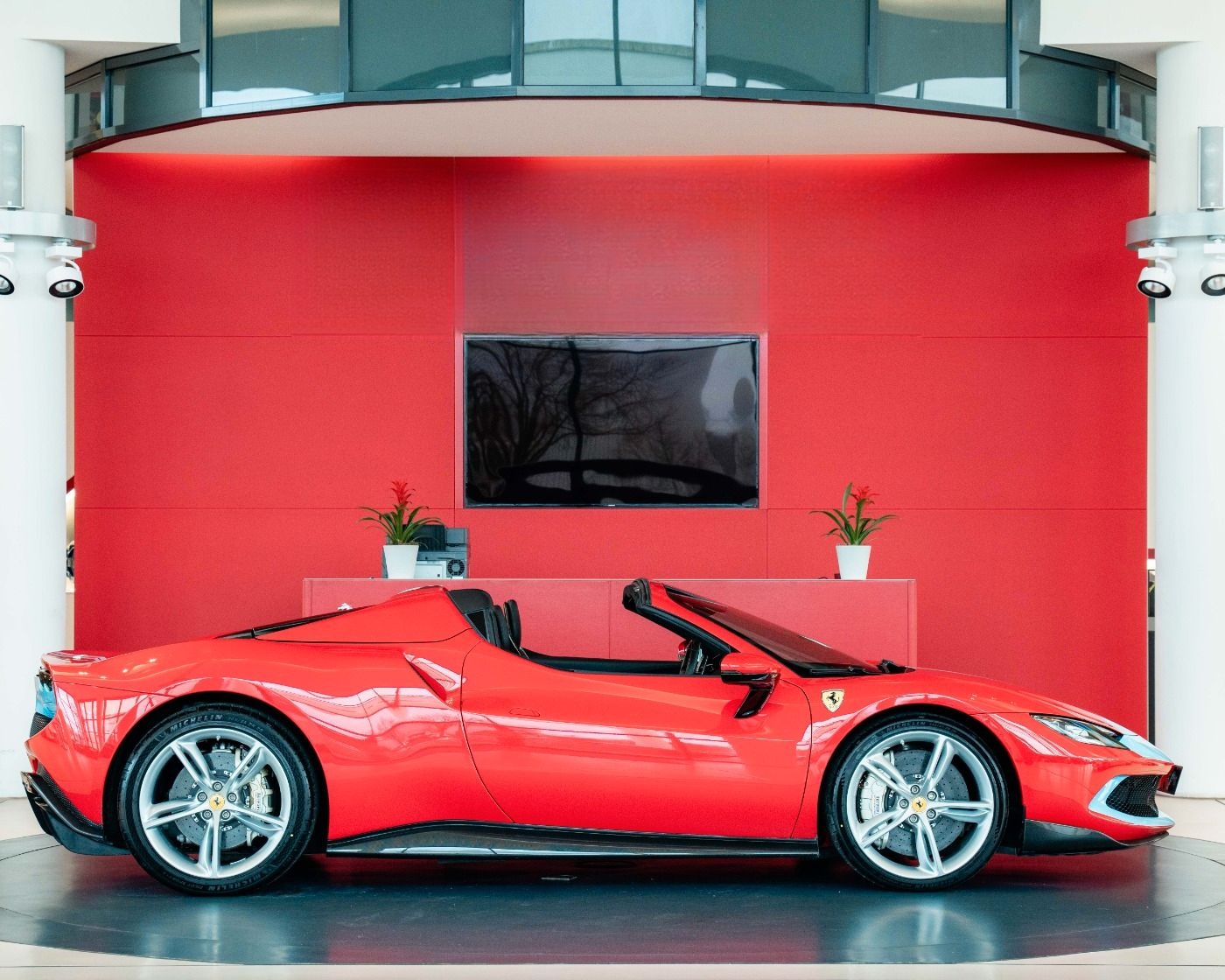 Ferrari 296 GTS Fiorano Paket*Karbon*Apple CarPlay* foto 8