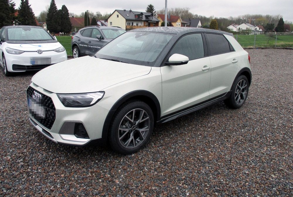 Audi A1 30 TFSI  allstreet, Navi LED foto 7