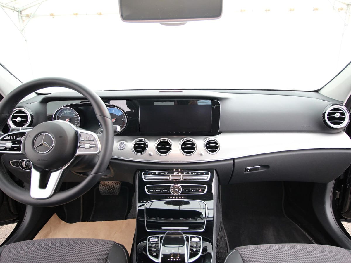 Mercedes-Benz E 220 d Avantgarde NAVI LED KAMERA STANDHEIZUNG foto 12