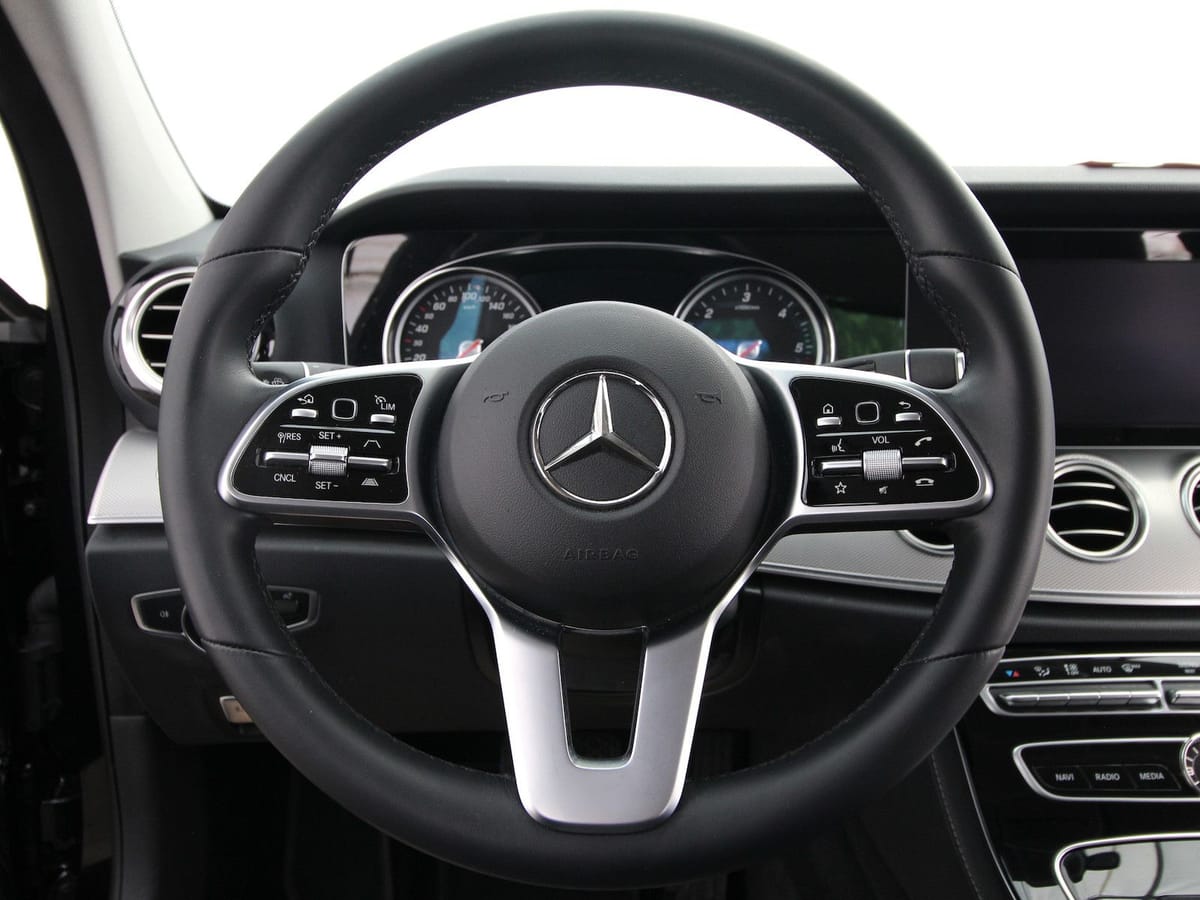 Mercedes-Benz E 220 d Avantgarde NAVI LED KAMERA STANDHEIZUNG foto 22