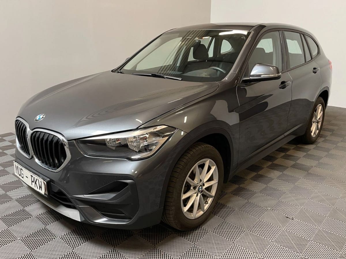 BMW X1 xDrive 18d Advantage Automatik-Navi-1.Hand