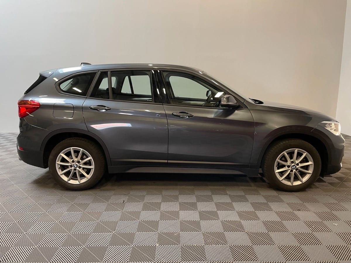 BMW X1 xDrive 18d Advantage Automatik-Navi-1.Hand foto 6