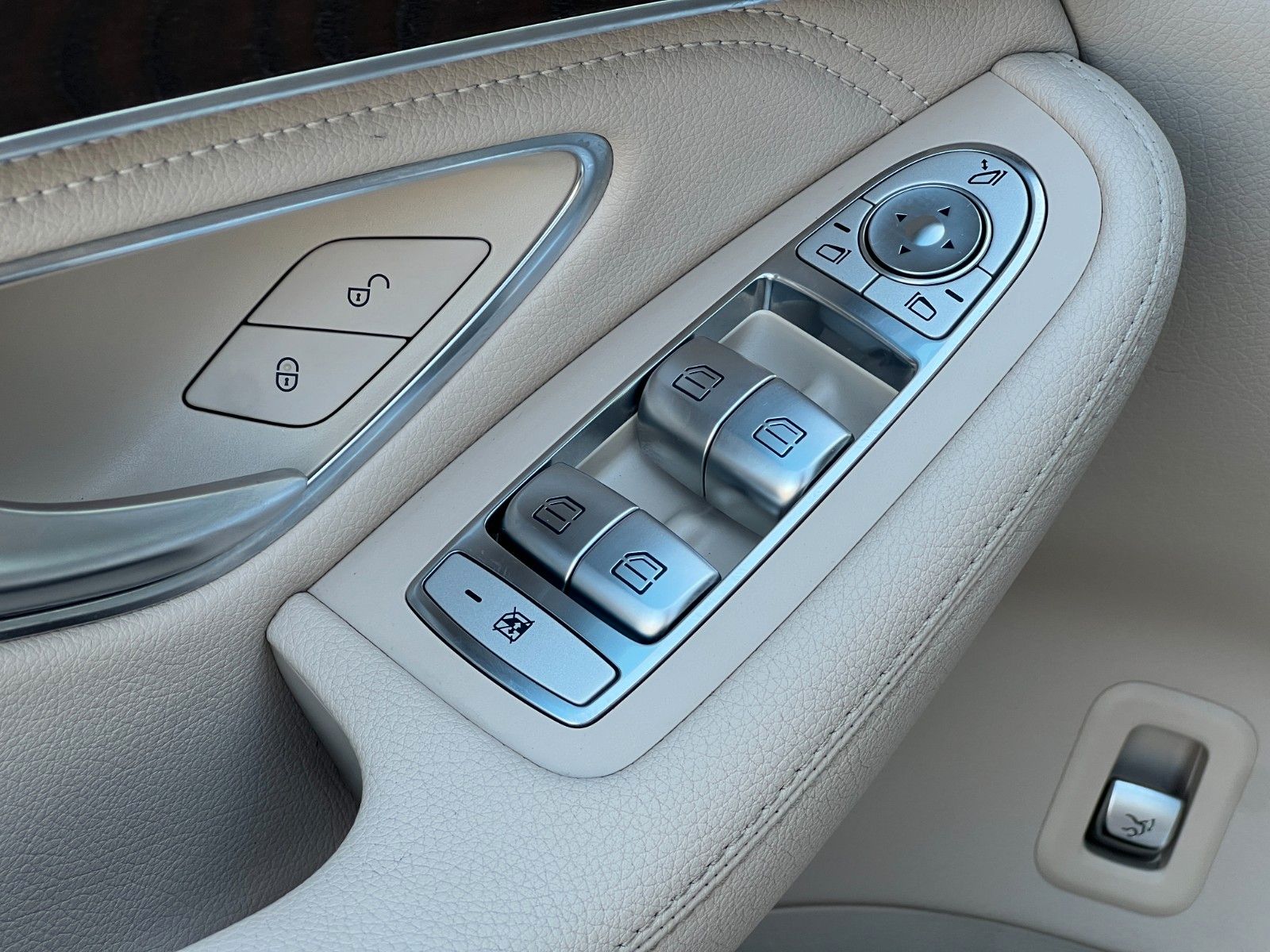 Mercedes-Benz GLC 350d Coupe AMG *ILS*STNDHZNG*LEDER* foto 14
