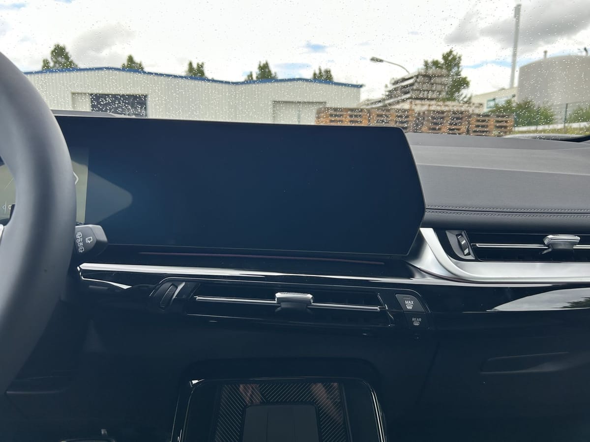 BMW 230e xDrive AHK HUD Harman Kardon foto 14