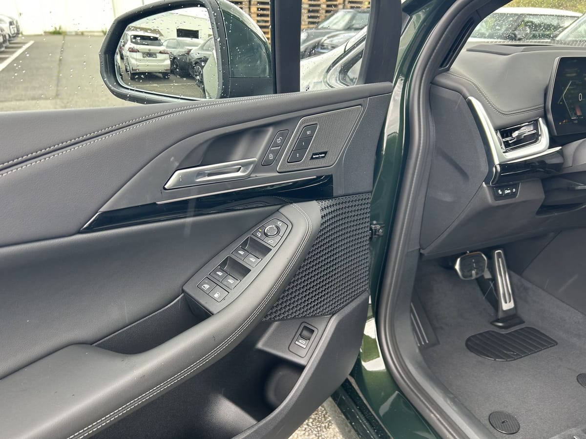 BMW 230e xDrive AHK HUD Harman Kardon foto 8