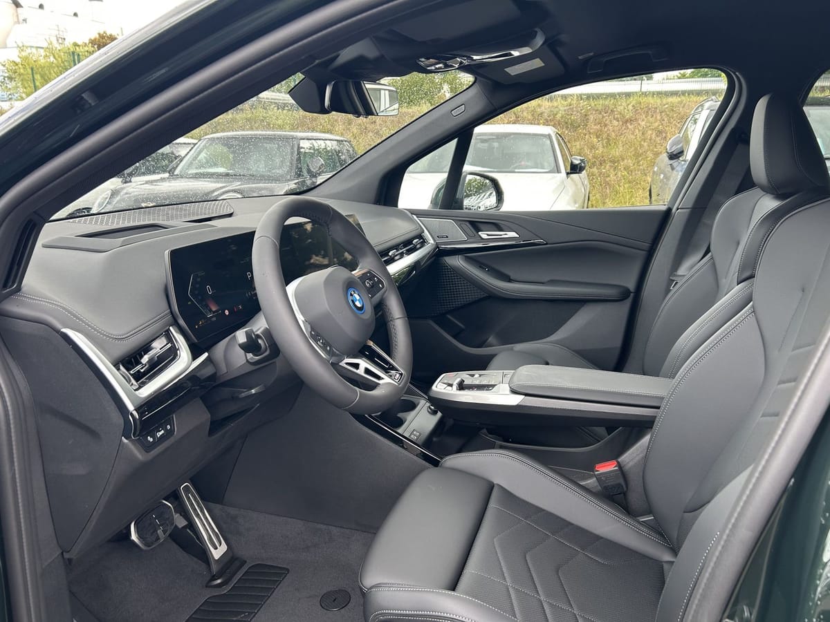 BMW 230e xDrive AHK HUD Harman Kardon foto 9