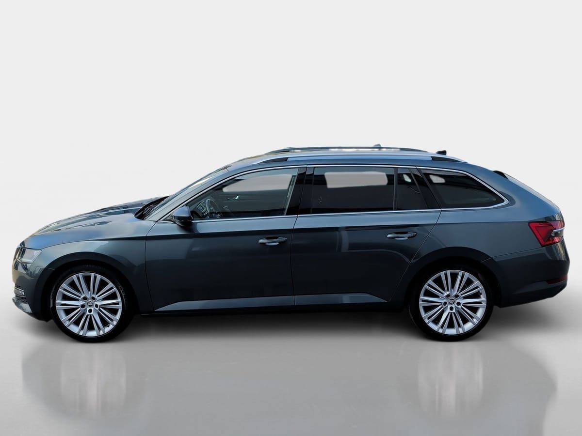 Skoda Superb Combi 2.0 TDI Style Matrix AHK ACC Sound foto 3