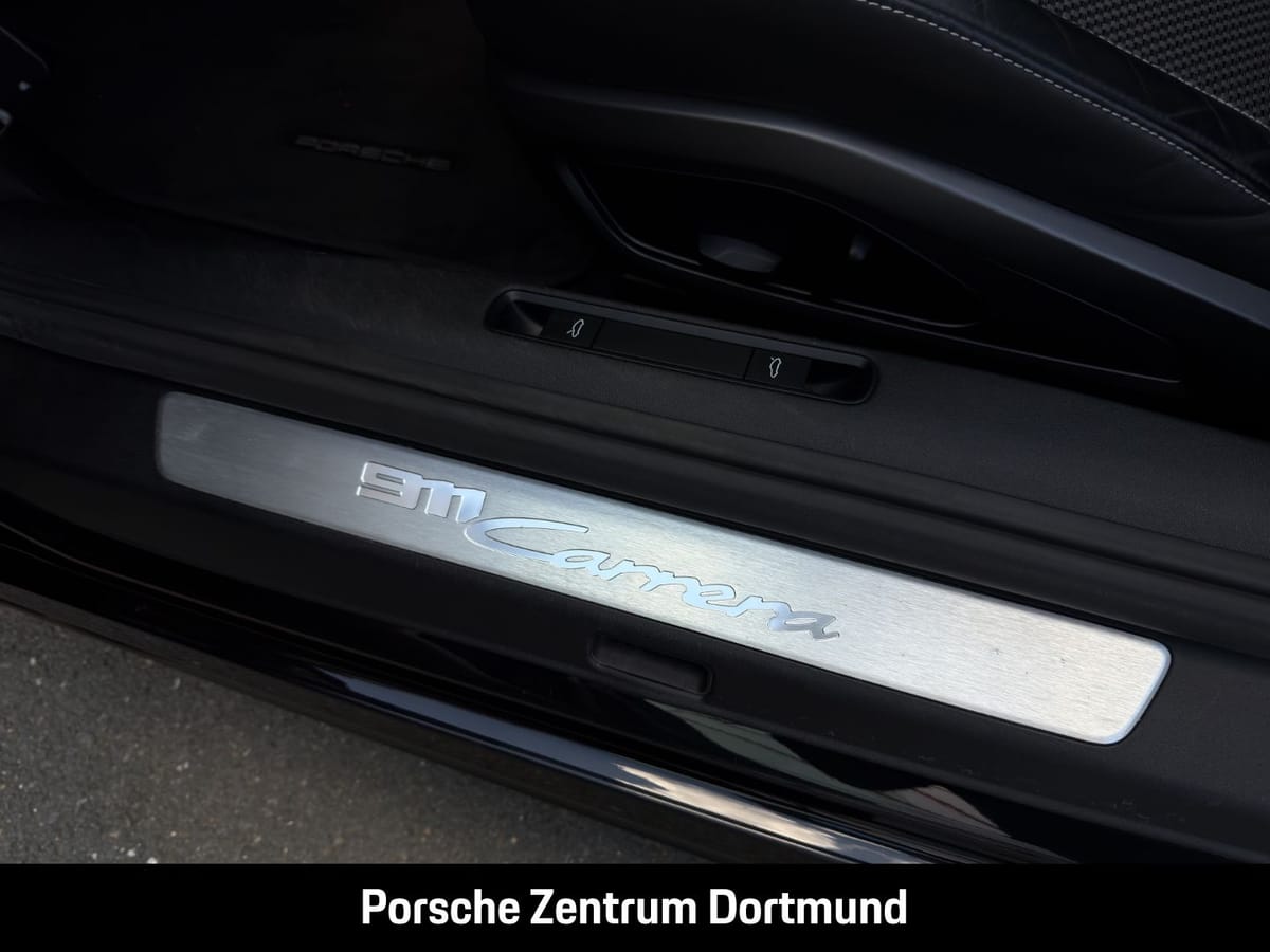 Porsche 992 (911) Carrera foto 22