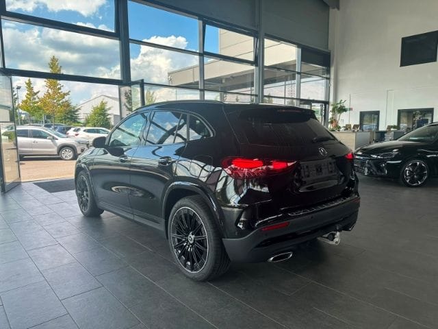 Mercedes-Benz GLA 220 4M AMG Navi Pano Multibeam AHK ACC 360°C foto 13