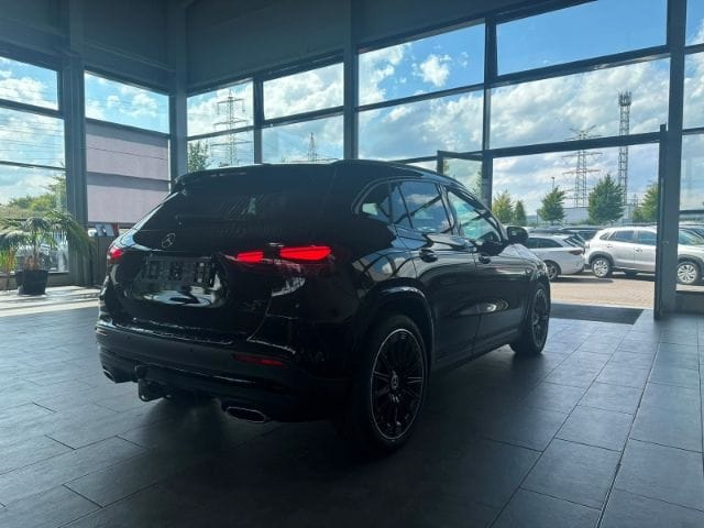 Mercedes-Benz GLA 220 4M AMG Navi Pano Multibeam AHK ACC 360°C foto 6