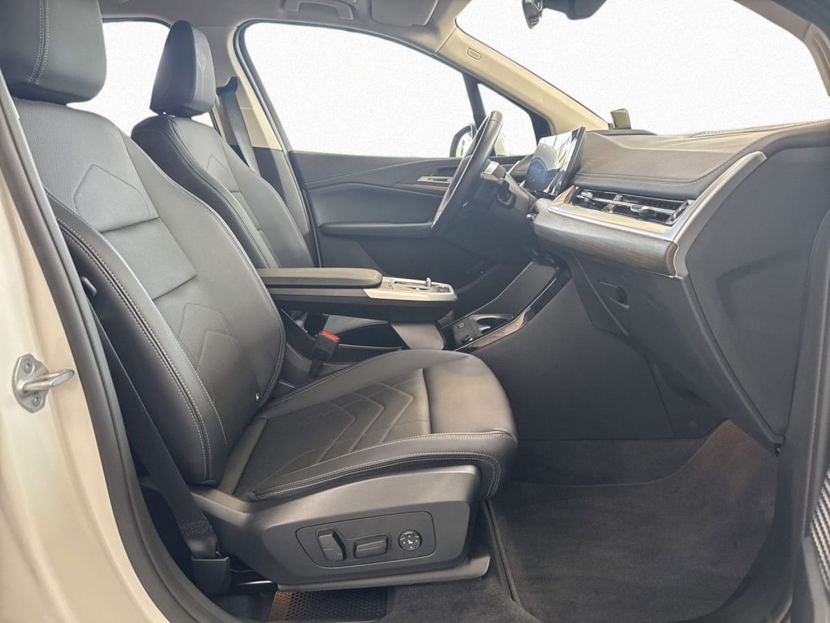 BMW 220d AT Luxury Line AHK Pano,360° HUD H K foto 11