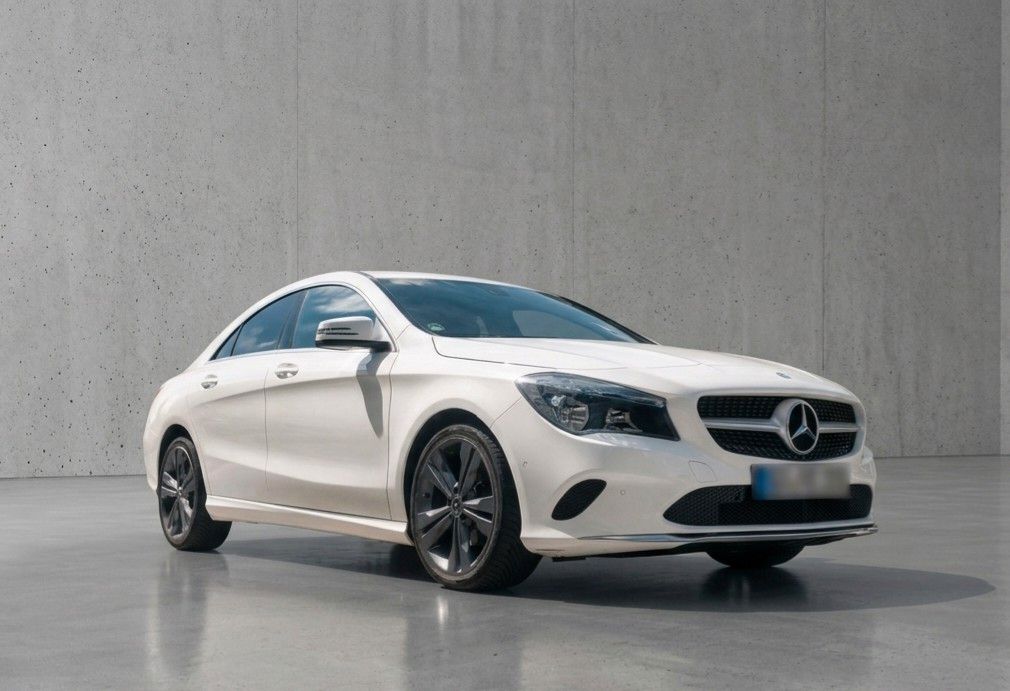 Mercedes-Benz CLA 180 Kamera Navi  BuisPaket Urban foto 4
