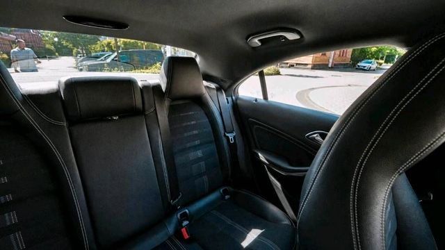 Mercedes-Benz CLA 180 Kamera Navi  BuisPaket Urban foto 7