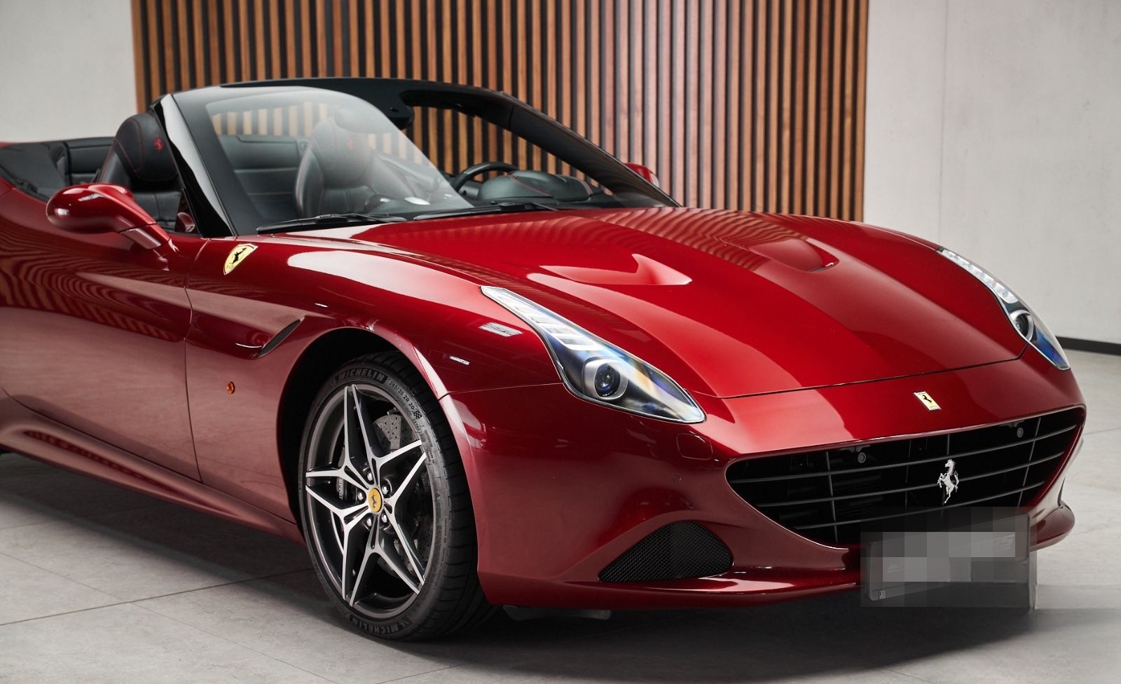 Ferrari California T LED Lenkrad Carbon Deutsches Fzg. foto 6