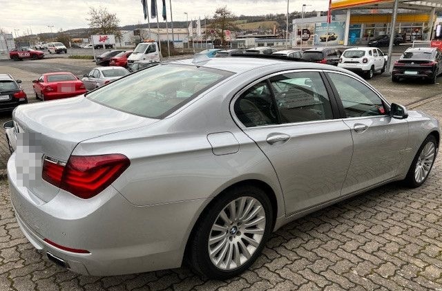 BMW 750i xDrive 4.4 V8 HEAD-UP+Glas-SHD+LEDER-Braun foto 4