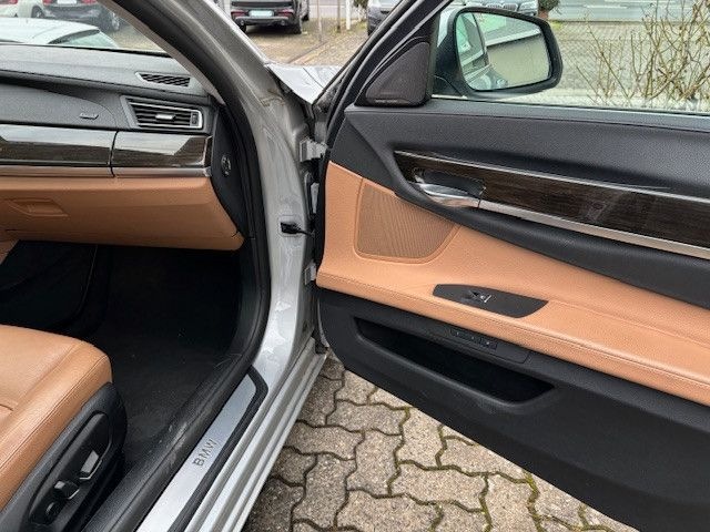 BMW 750i xDrive 4.4 V8 HEAD-UP+Glas-SHD+LEDER-Braun foto 10