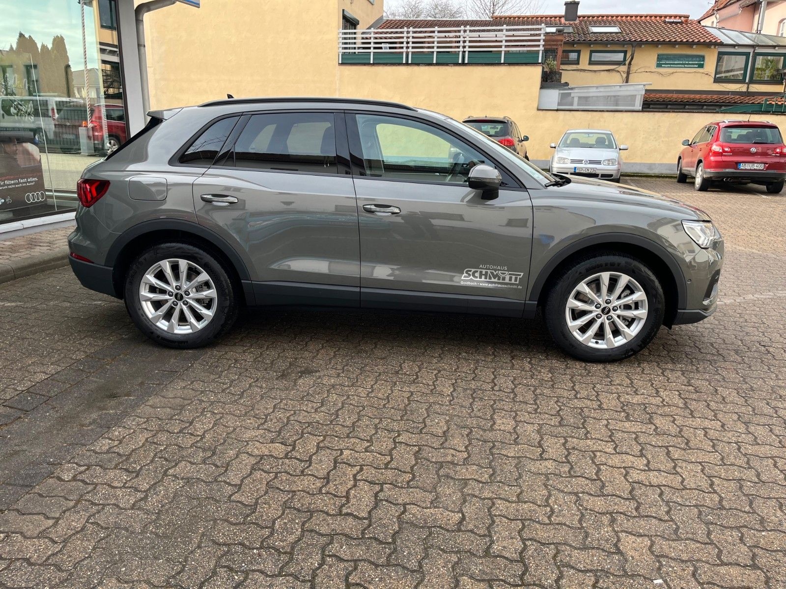 Audi *Q3 40 TFSI * Quattro *AHK*NAVI * el. Heckklappe foto 4