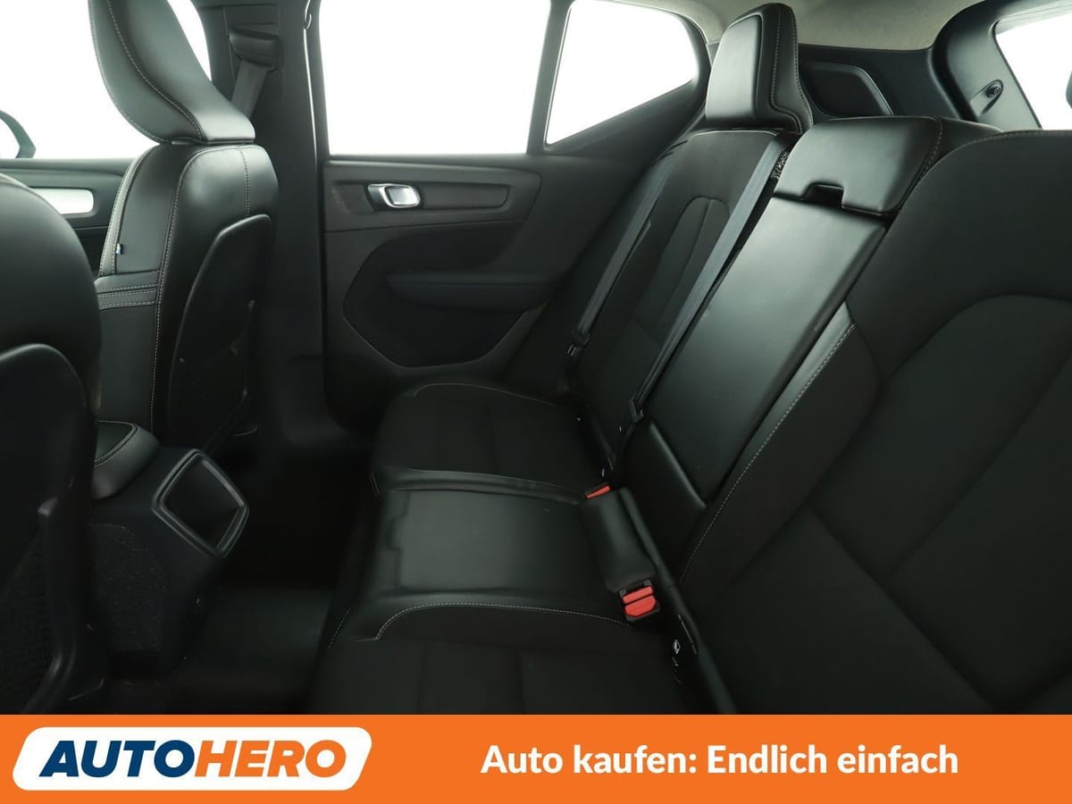 Volvo XC40 2.0 D4 Momentum AWD foto 14