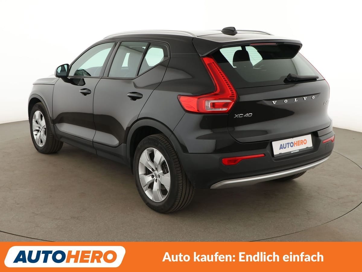 Volvo XC40 2.0 D4 Momentum AWD foto 4