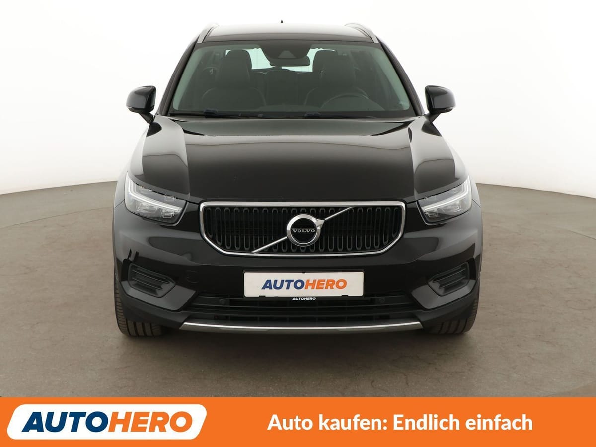 Volvo XC40 2.0 D4 Momentum AWD foto 9