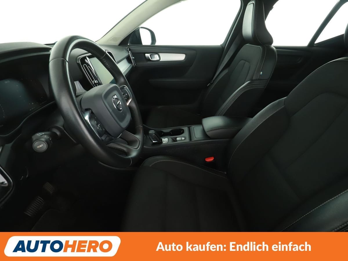 Volvo XC40 2.0 D4 Momentum AWD foto 10